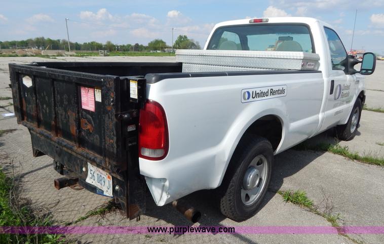 image for item G3194 2006 Ford F250 Super Duty pickup truck