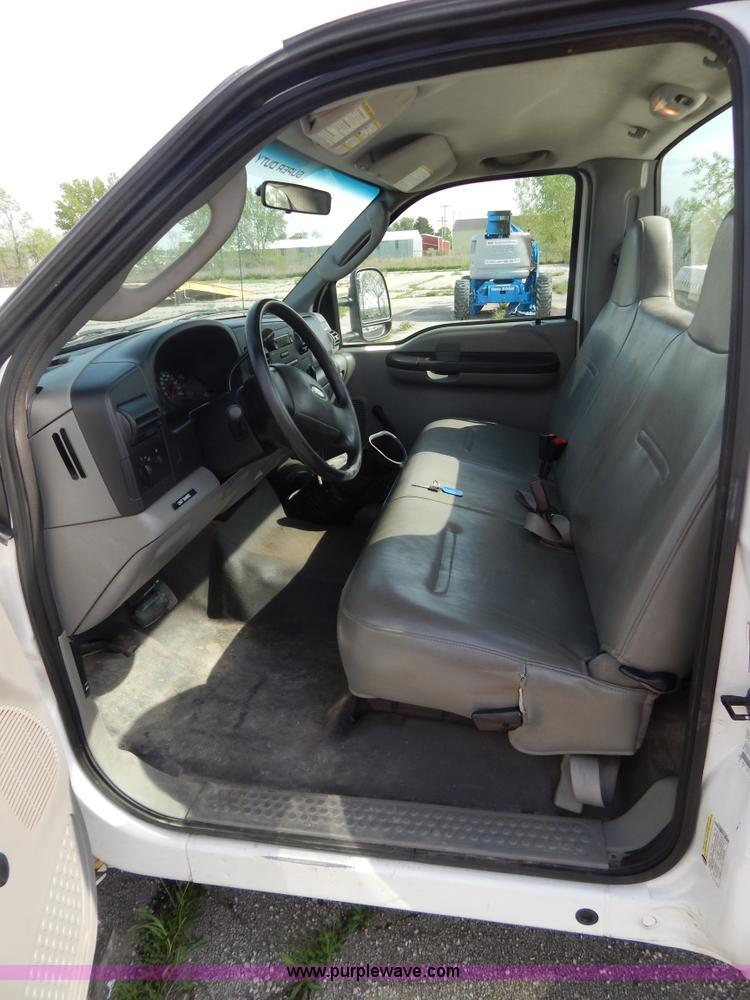 image for item G3194 2006 Ford F250 Super Duty pickup truck