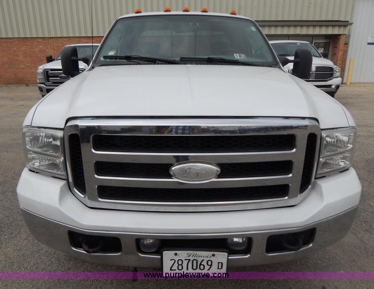 image for item G3195 2006 Ford F250 SuperCab pickup truck