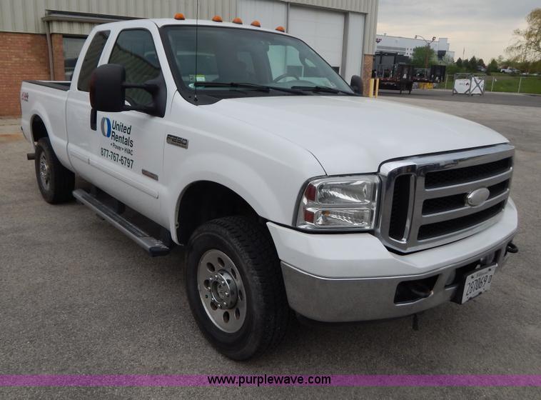 image for item G3195 2006 Ford F250 SuperCab pickup truck
