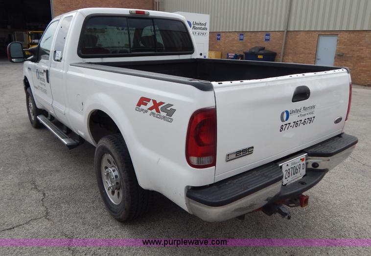 image for item G3195 2006 Ford F250 SuperCab pickup truck