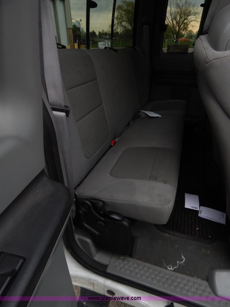 image for item G3195 2006 Ford F250 SuperCab pickup truck