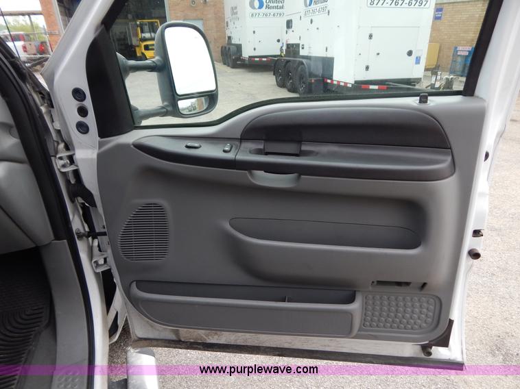 image for item G3195 2006 Ford F250 SuperCab pickup truck