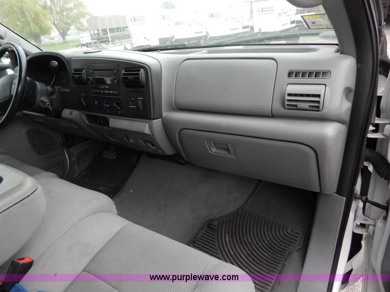 image for item G3195 2006 Ford F250 SuperCab pickup truck