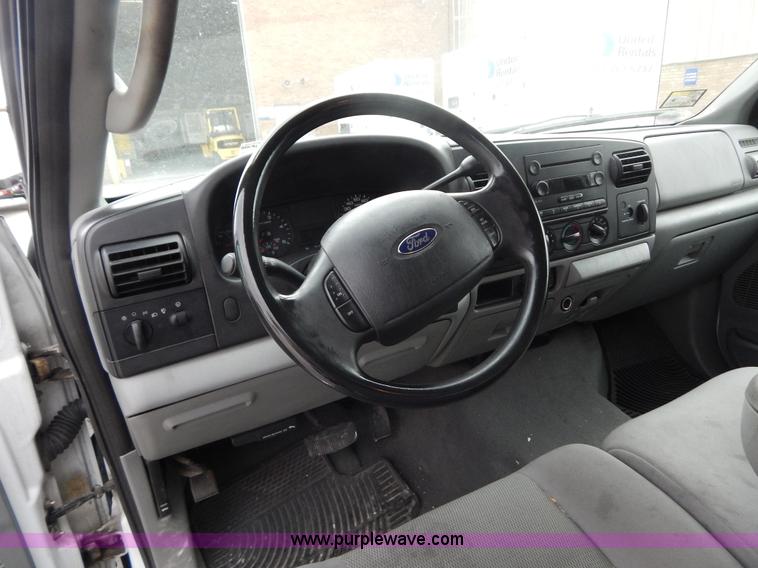 image for item G3195 2006 Ford F250 SuperCab pickup truck