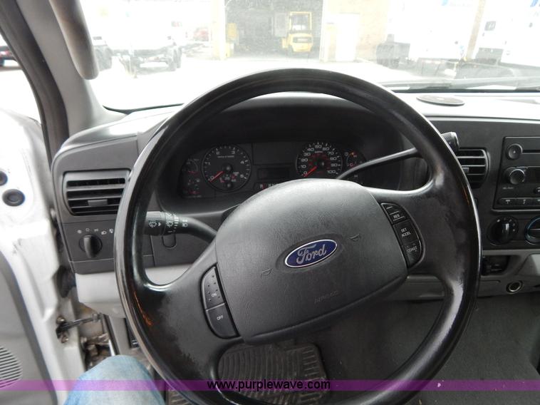 image for item G3195 2006 Ford F250 SuperCab pickup truck