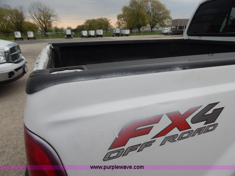 image for item G3195 2006 Ford F250 SuperCab pickup truck