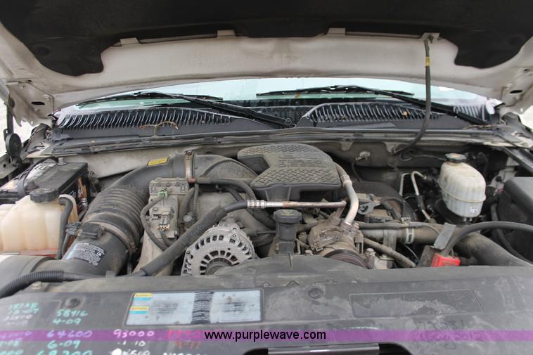 image for item H3577 2007 Chevrolet Silverado 3500 LS utility truck