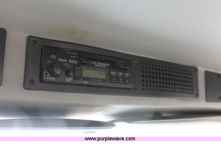 image for item H3582 2001 Freightliner FL70 semi truck