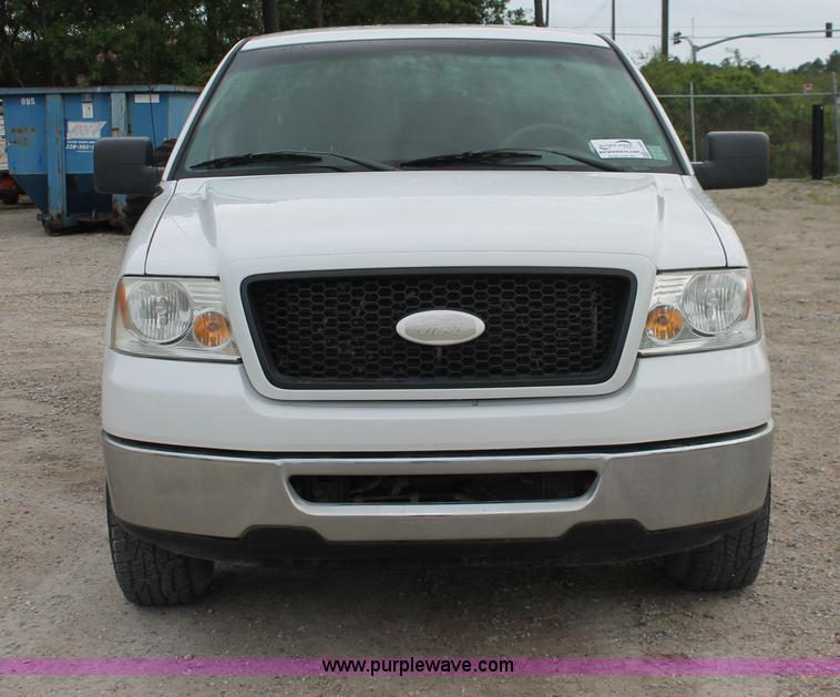 image for item H3585 2006 Ford F150 XLT SuperCab pickup truck