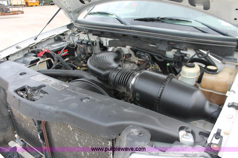 image for item H3585 2006 Ford F150 XLT SuperCab pickup truck