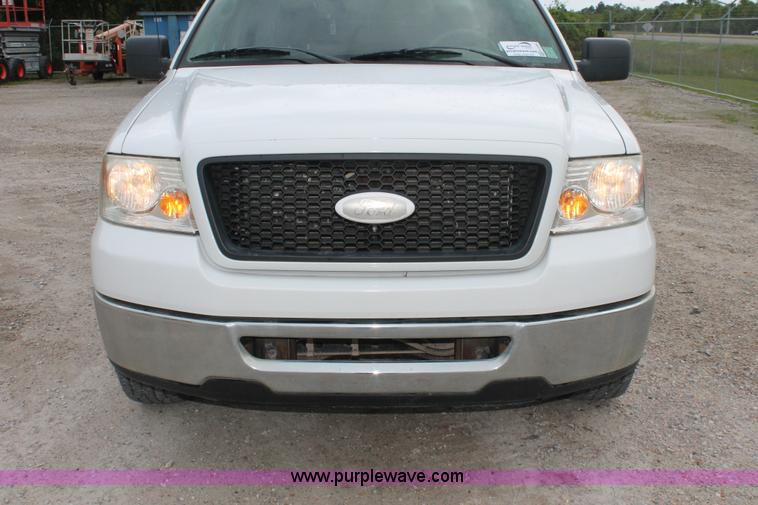 image for item H3585 2006 Ford F150 XLT SuperCab pickup truck