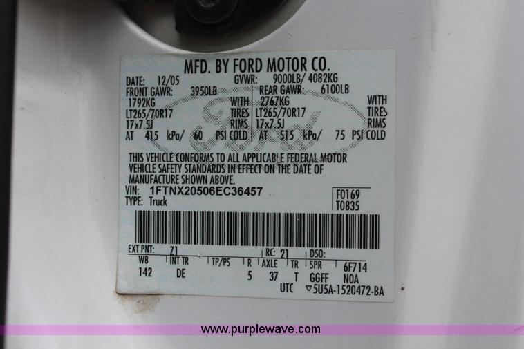 image for item H3586 2006 Ford F250 XLT SuperCab pickup truck