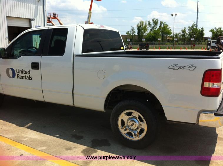 image for item H3587 2007 Ford F150 SuperCab pickup truck