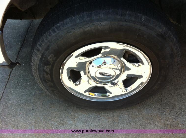 image for item H3587 2007 Ford F150 SuperCab pickup truck