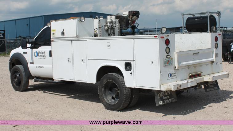 image for item H3589 2006 Ford F550 XL Super Duty service truck