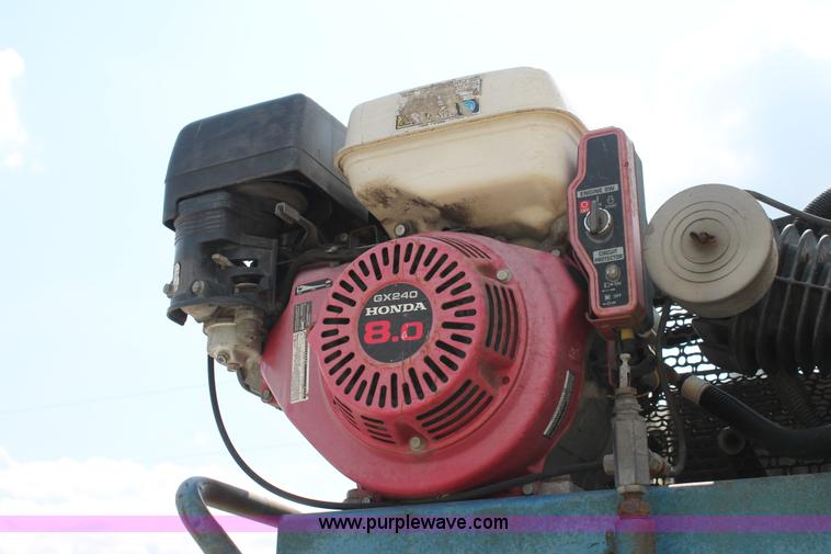 image for item H3589 2006 Ford F550 XL Super Duty service truck