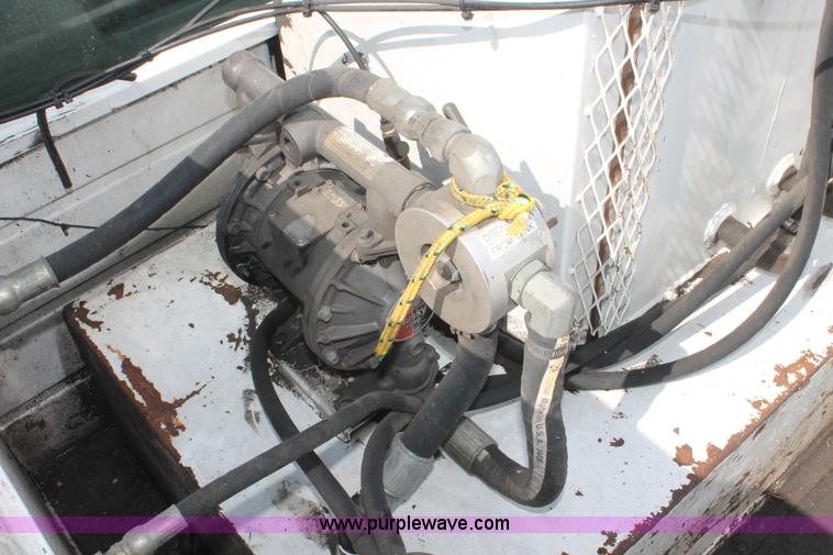 image for item H3589 2006 Ford F550 XL Super Duty service truck