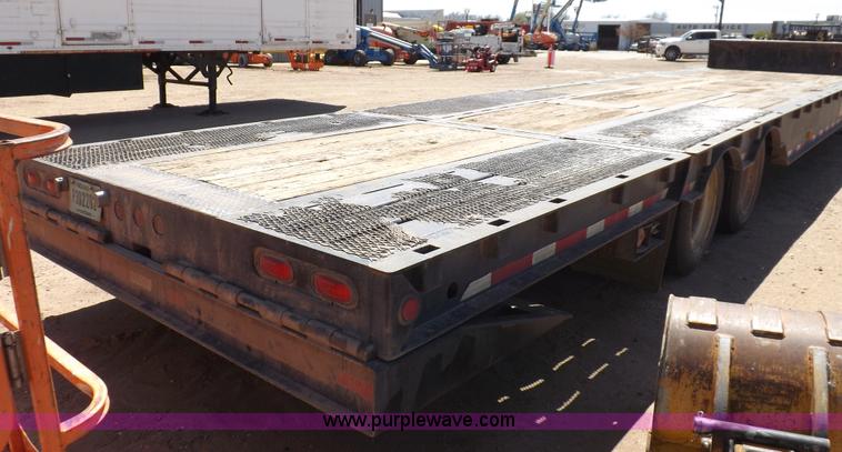 image for item H7164 2006 Ledwell Hydratail trailer