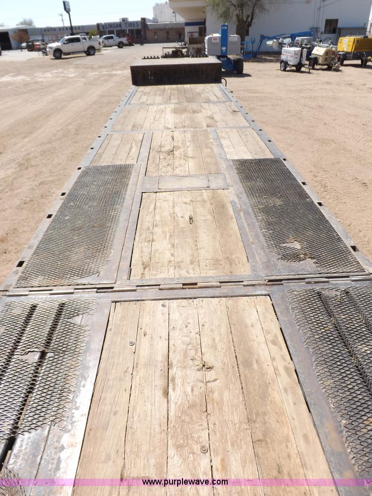 image for item H7164 2006 Ledwell Hydratail trailer