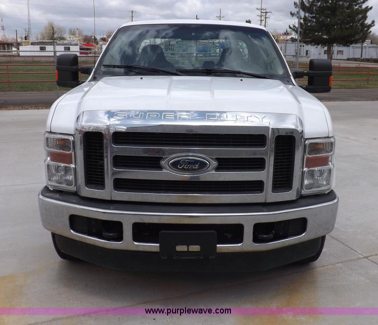 image for item H7165 2008 Ford F250 XLT Super Duty SuperCab pickup truck