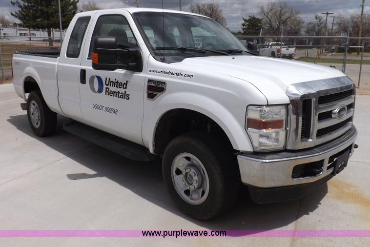 image for item H7165 2008 Ford F250 XLT Super Duty SuperCab pickup truck