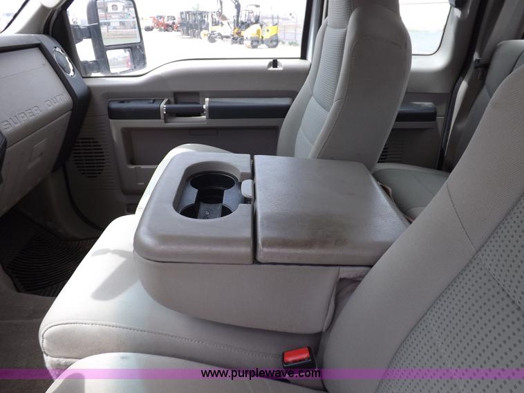 image for item H7165 2008 Ford F250 XLT Super Duty SuperCab pickup truck