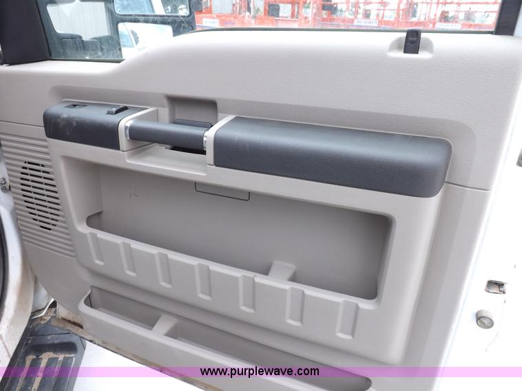 image for item H7165 2008 Ford F250 XLT Super Duty SuperCab pickup truck