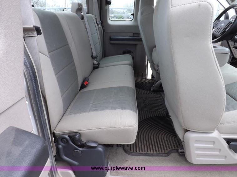 image for item H7165 2008 Ford F250 XLT Super Duty SuperCab pickup truck