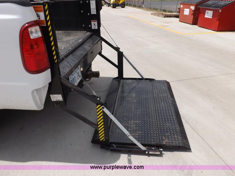 image for item H7165 2008 Ford F250 XLT Super Duty SuperCab pickup truck