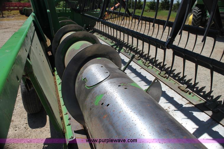 image for item AA9003 1999 John Deere 930 platform header