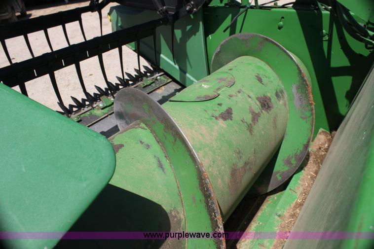 image for item AA9003 1999 John Deere 930 platform header