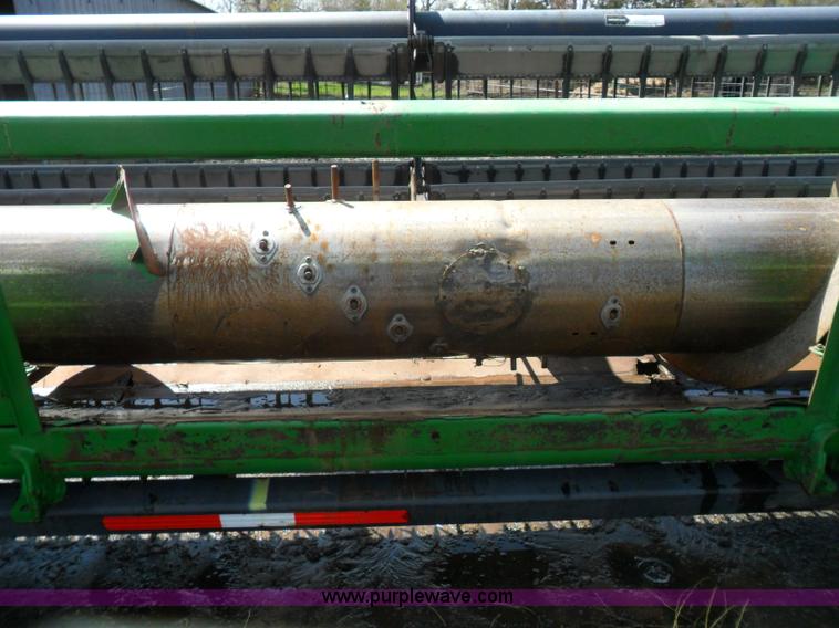 image for item C1111 1989 John Deere 930 rigid header