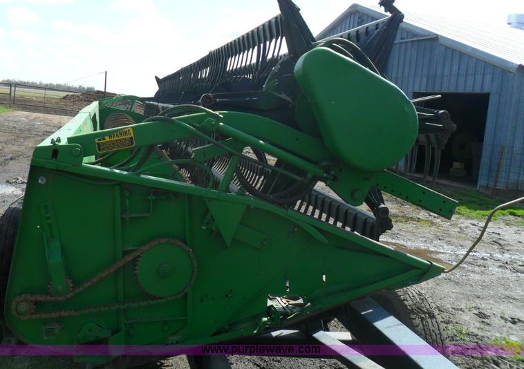 image for item C1111 1989 John Deere 930 rigid header