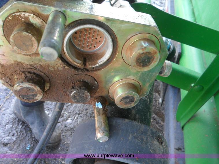 image for item C1111 1989 John Deere 930 rigid header