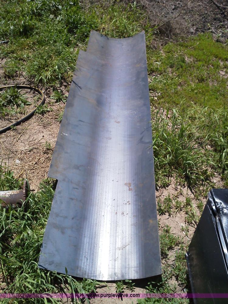 image for item C1111 1989 John Deere 930 rigid header