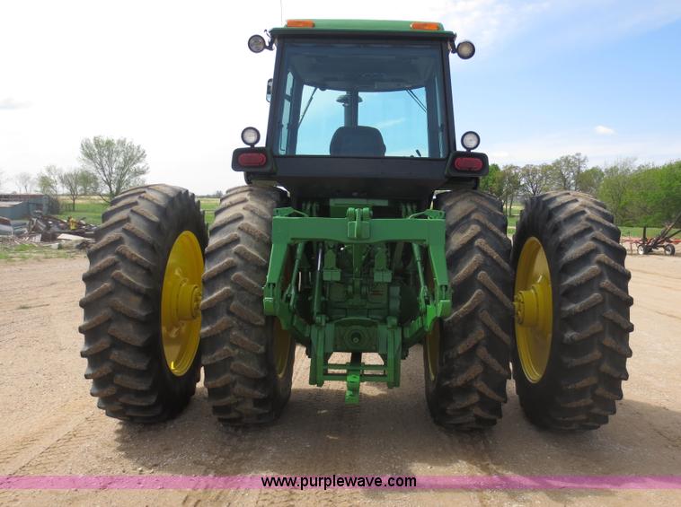 image for item D5842 1979 John Deere 4640 tractor