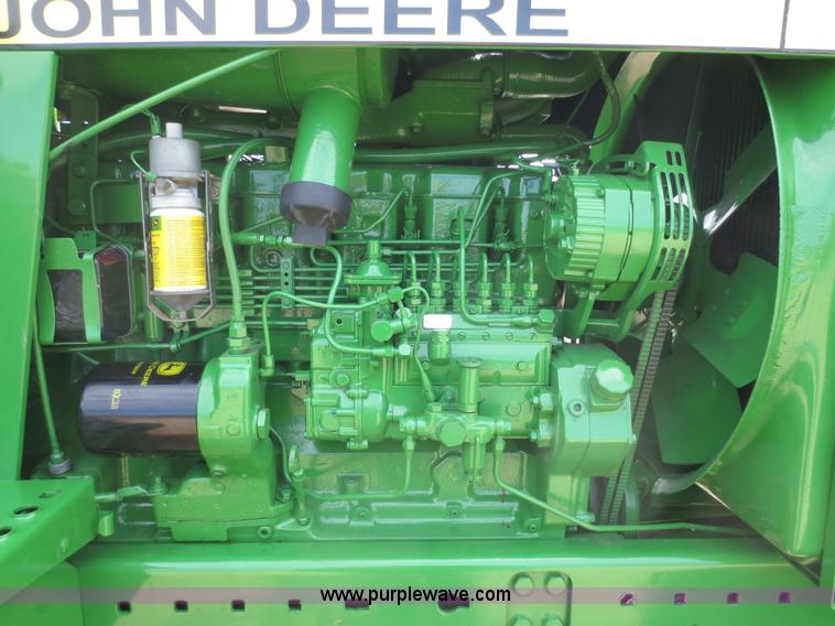 image for item D5842 1979 John Deere 4640 tractor