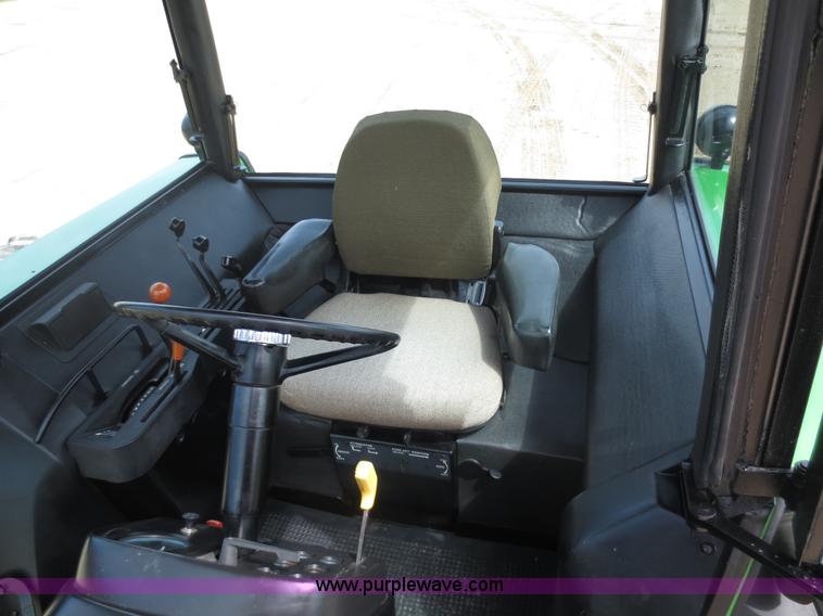 image for item D5842 1979 John Deere 4640 tractor