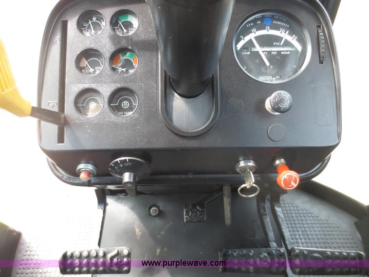 image for item D5842 1979 John Deere 4640 tractor