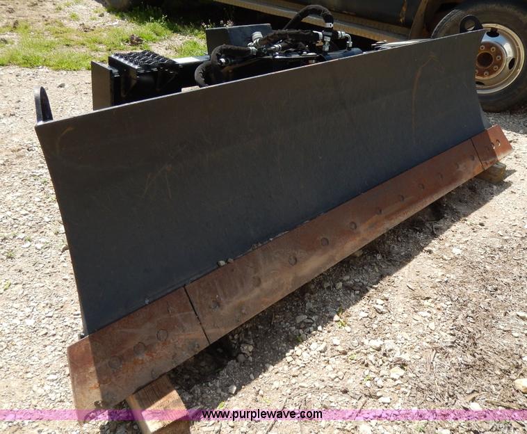 image for item D8070 Caterpillar 8' blade