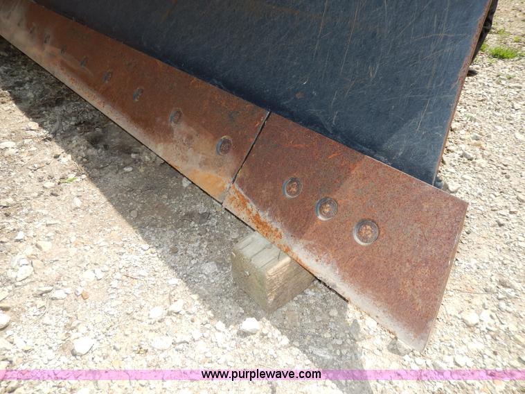 image for item D8070 Caterpillar 8' blade