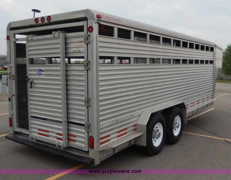 image for item D8121 1995 Kiefer gooseneck trailer