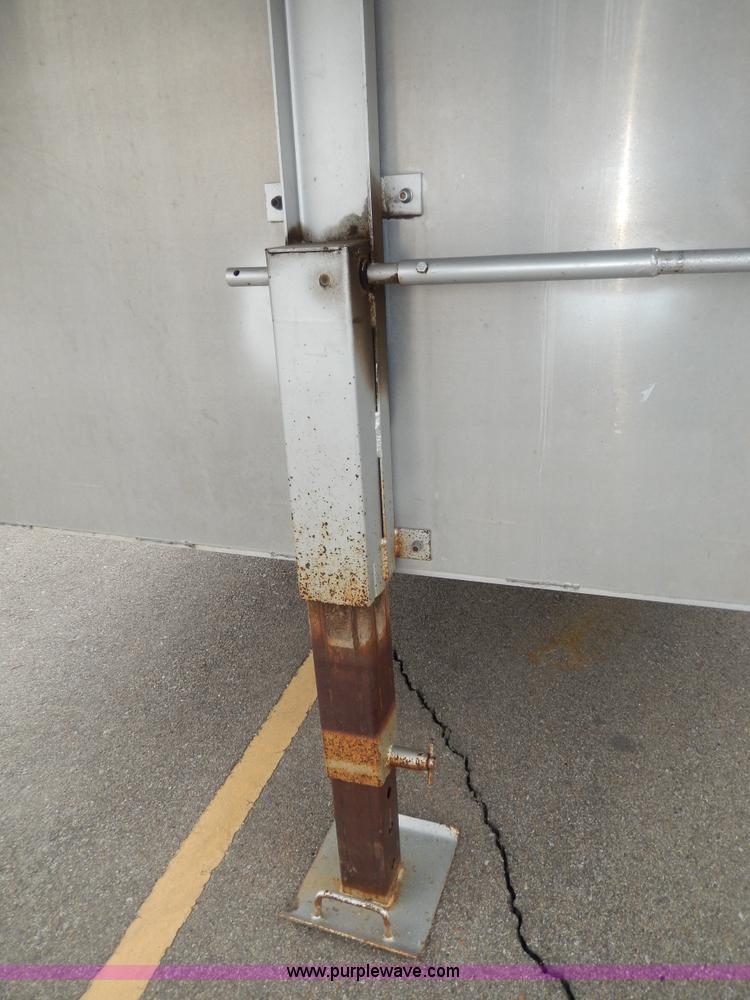 image for item D8121 1995 Kiefer gooseneck trailer