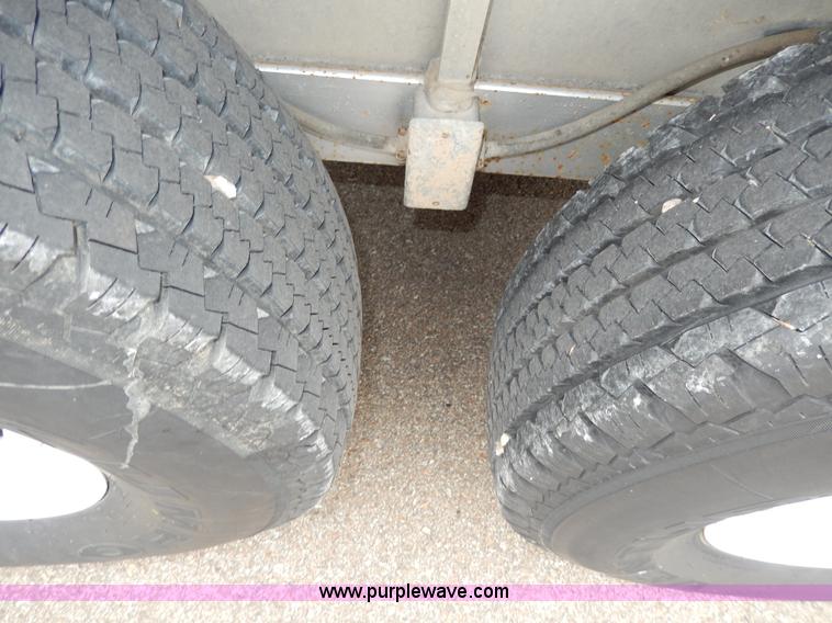 image for item D8121 1995 Kiefer gooseneck trailer