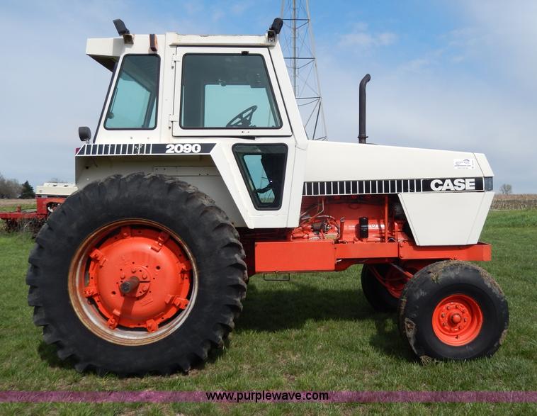image for item D8135 Case 2090 tractor