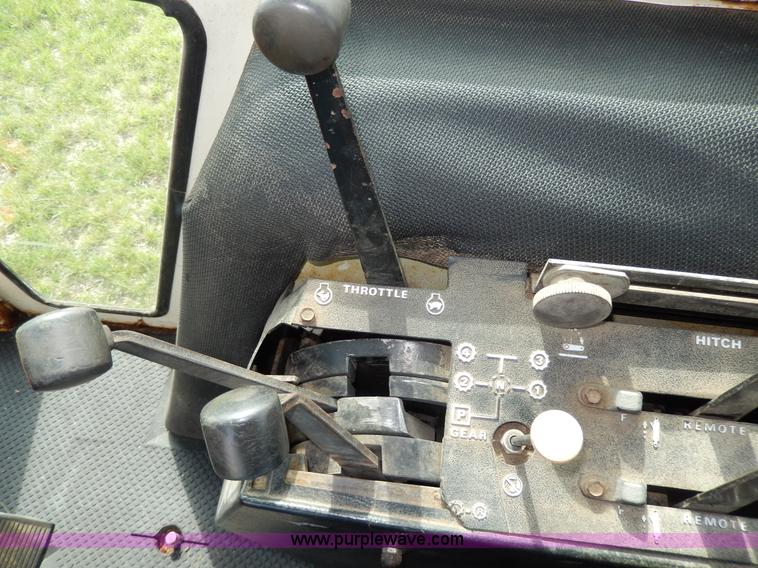 image for item D8135 Case 2090 tractor