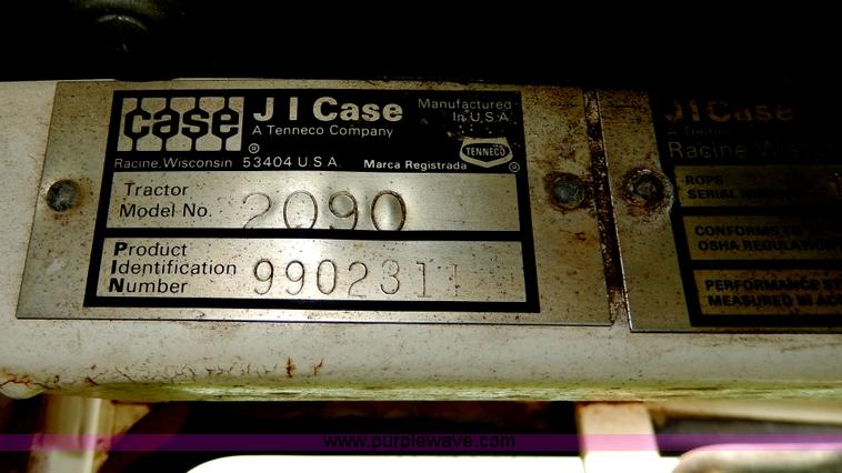 image for item D8135 Case 2090 tractor