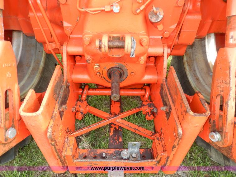 image for item D8135 Case 2090 tractor