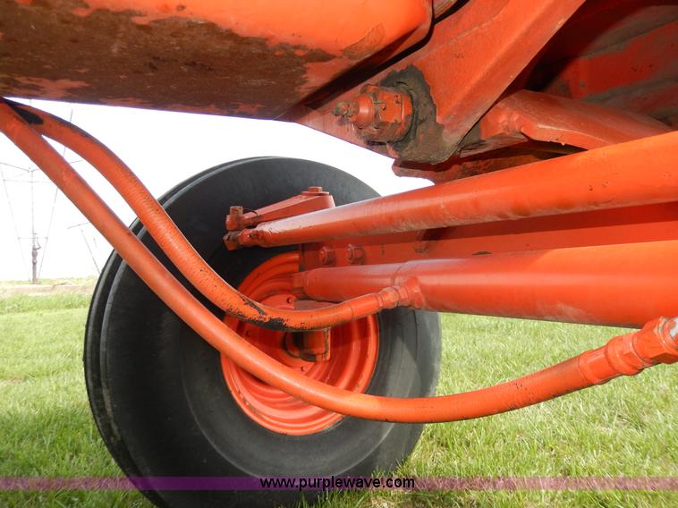 image for item D8135 Case 2090 tractor